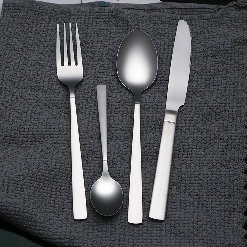 High Quality Main Table Silverware Set Fork and Knife Spoon Set Hotel Stainless Steel Travel Cutlery Set