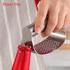 Garlic Press Rocker Heavy Duty Stainless Steel Garlic Mincer Garlic Crusher Garlic Chopper with Peeler And Scraper for Smash Garlic Built-in Bottle Opener